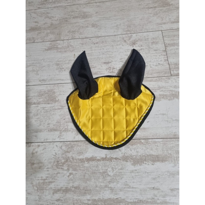 yellow ear bonnet