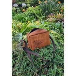 Handcrafted Leather Strelitzia Sling Bag – Tan