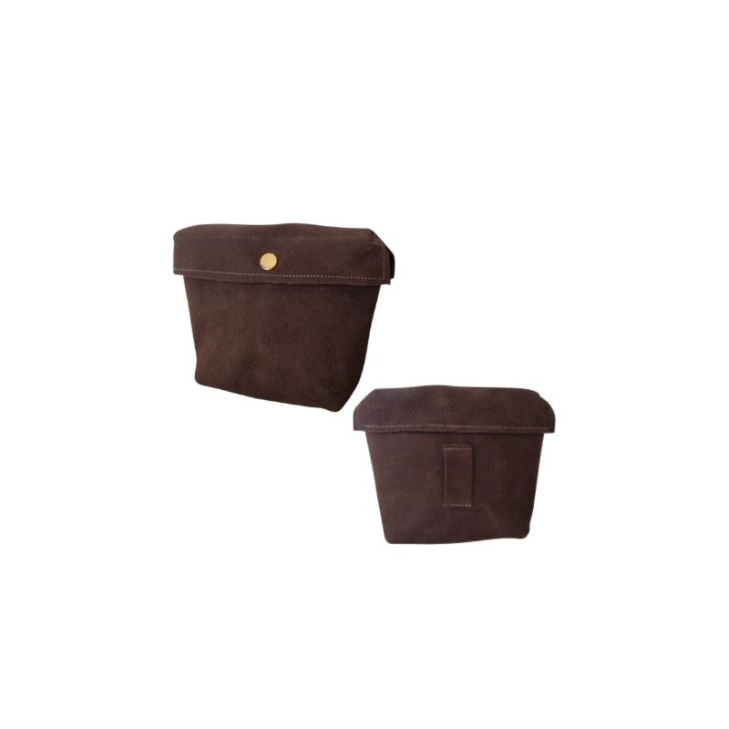 Leather horse training treat pouch